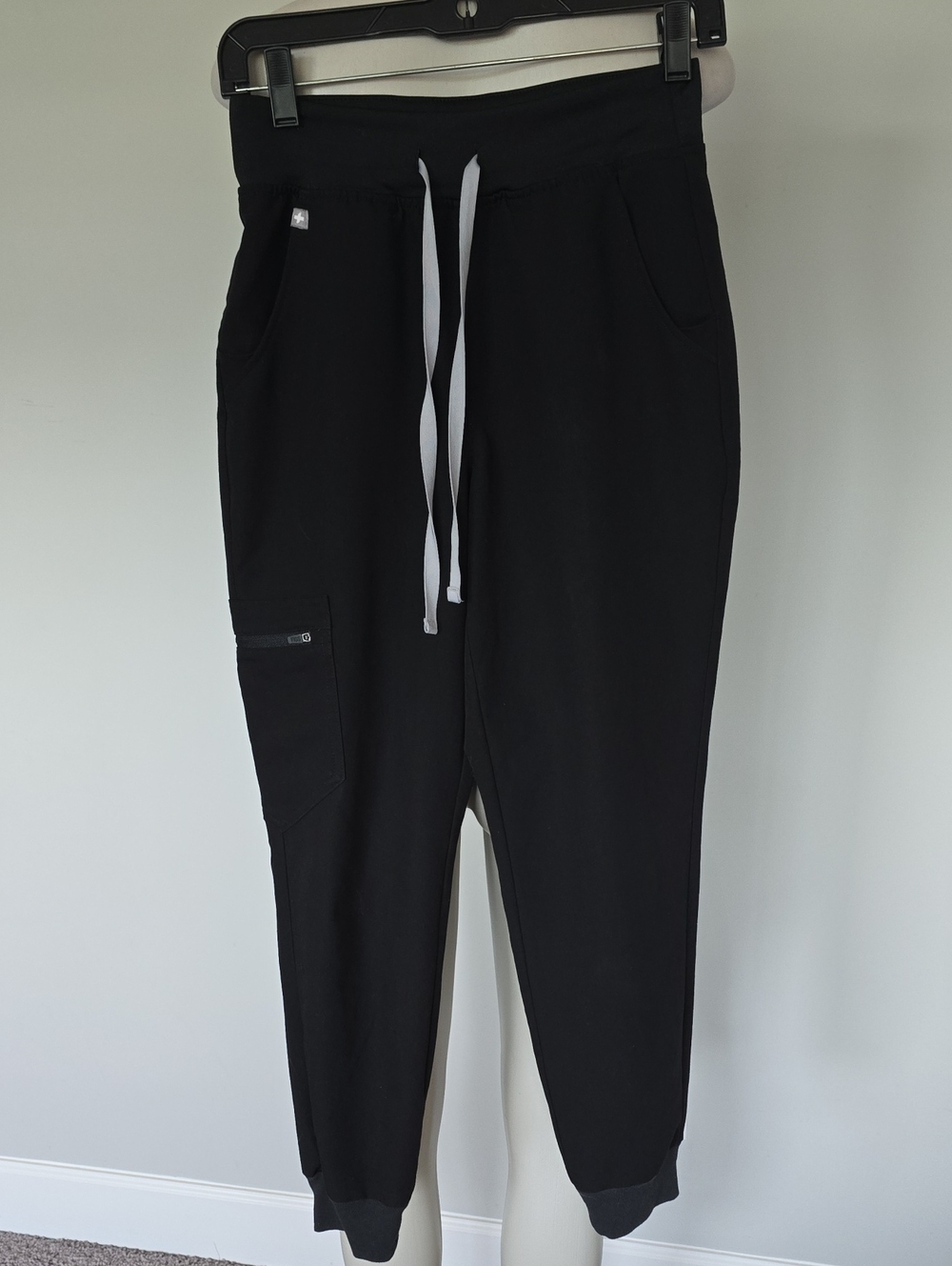 Figs black jogger scrubs pants-XSP